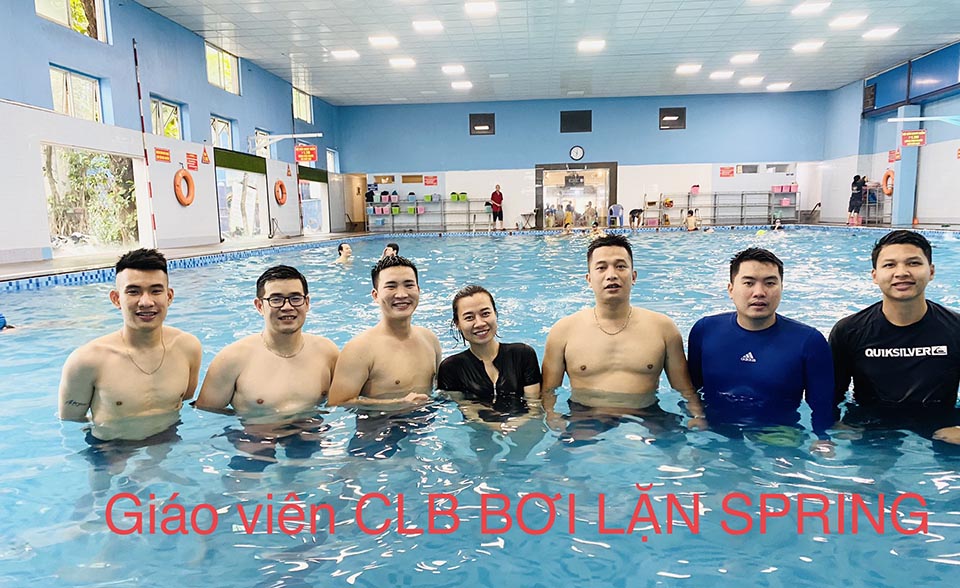 Đội ngũ giáo viên